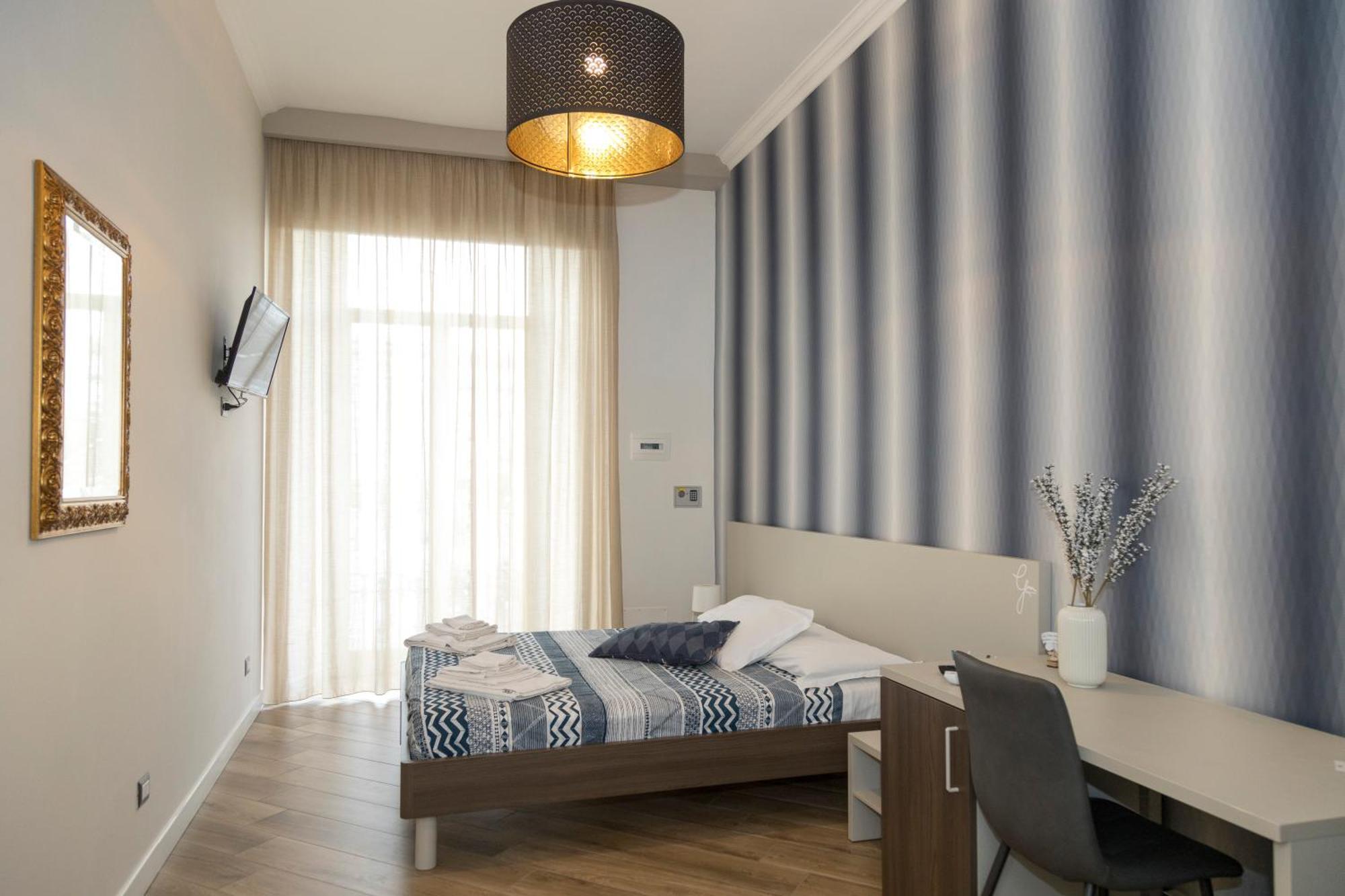 Rooms Garibaldi Naples Luaran gambar