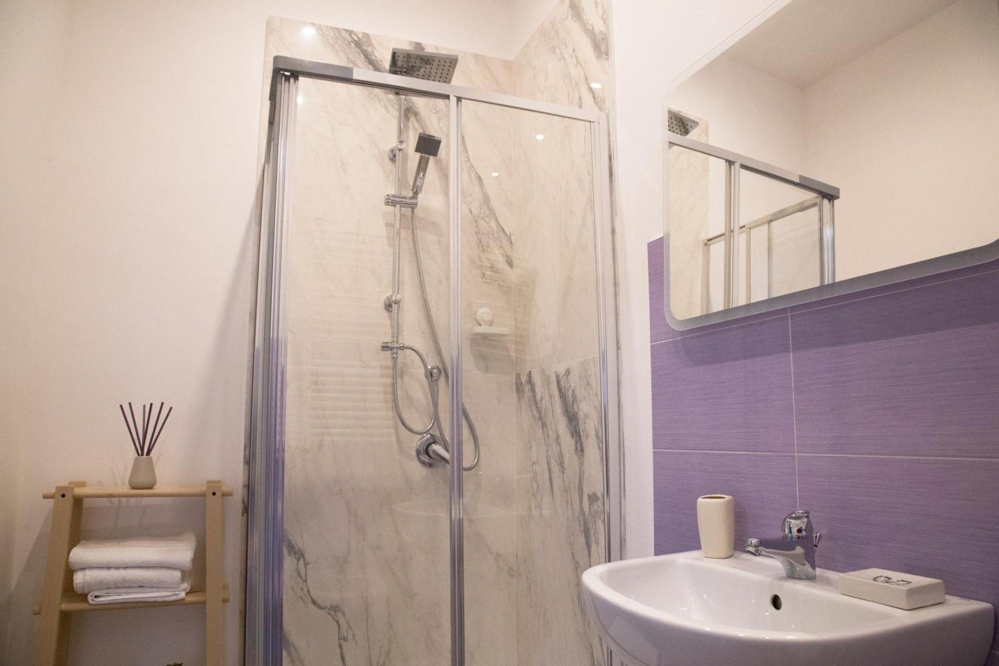 Rooms Garibaldi Naples Luaran gambar