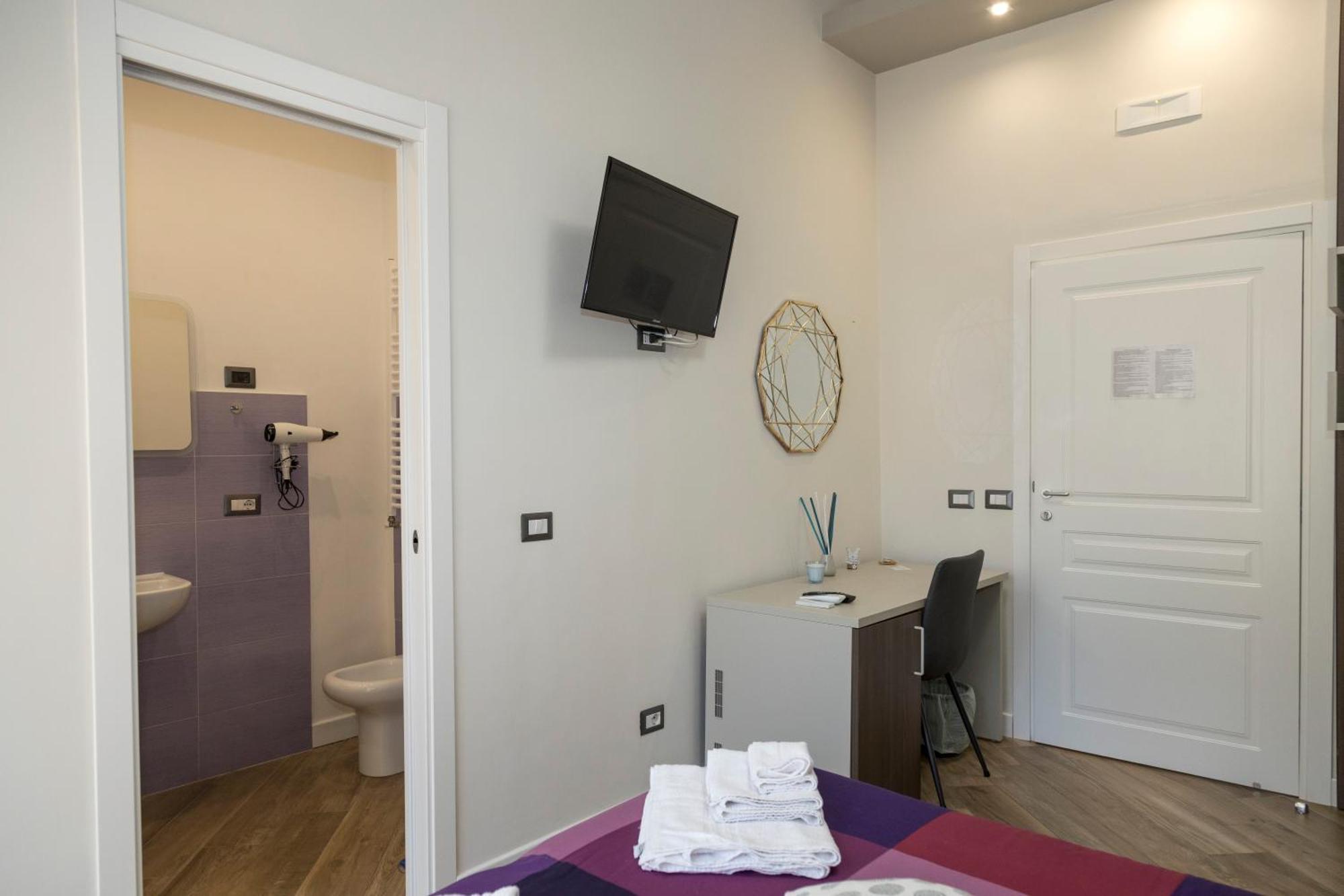 Rooms Garibaldi Naples Luaran gambar