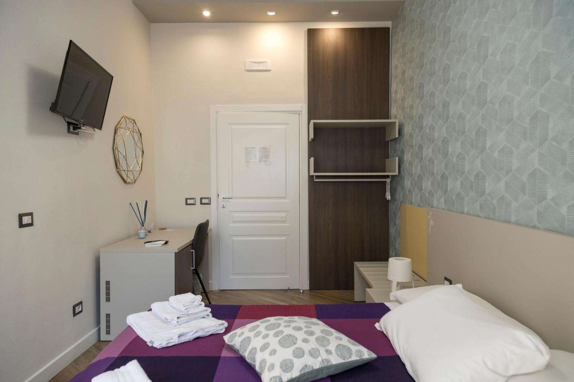 Rooms Garibaldi Naples Luaran gambar