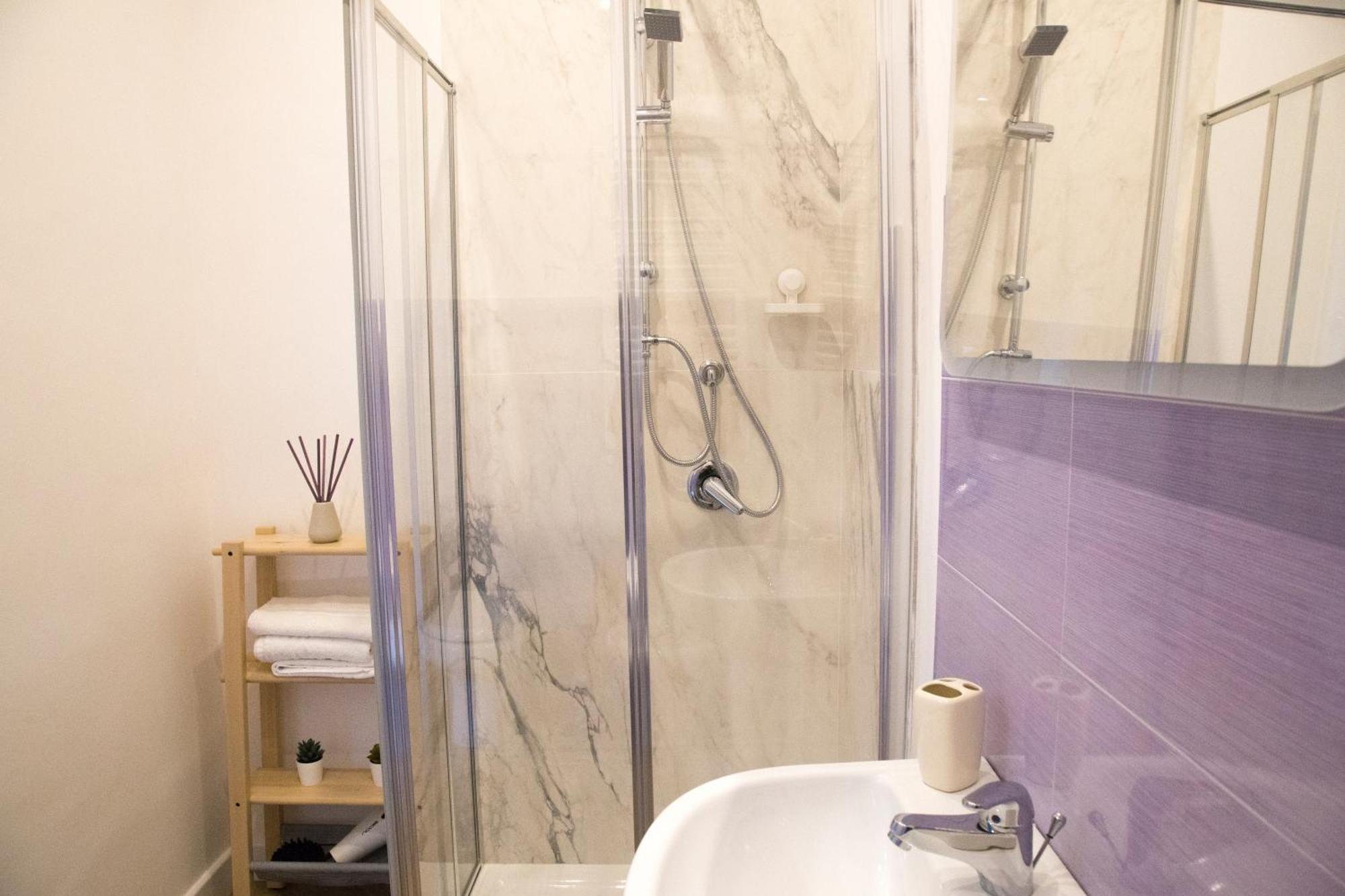 Rooms Garibaldi Naples Luaran gambar