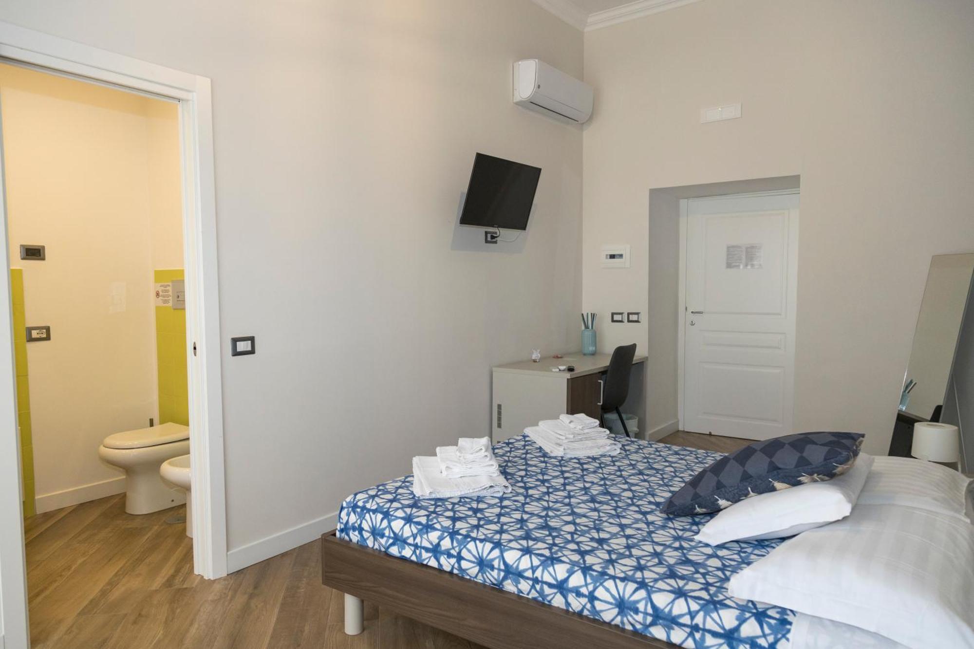 Rooms Garibaldi Naples Luaran gambar