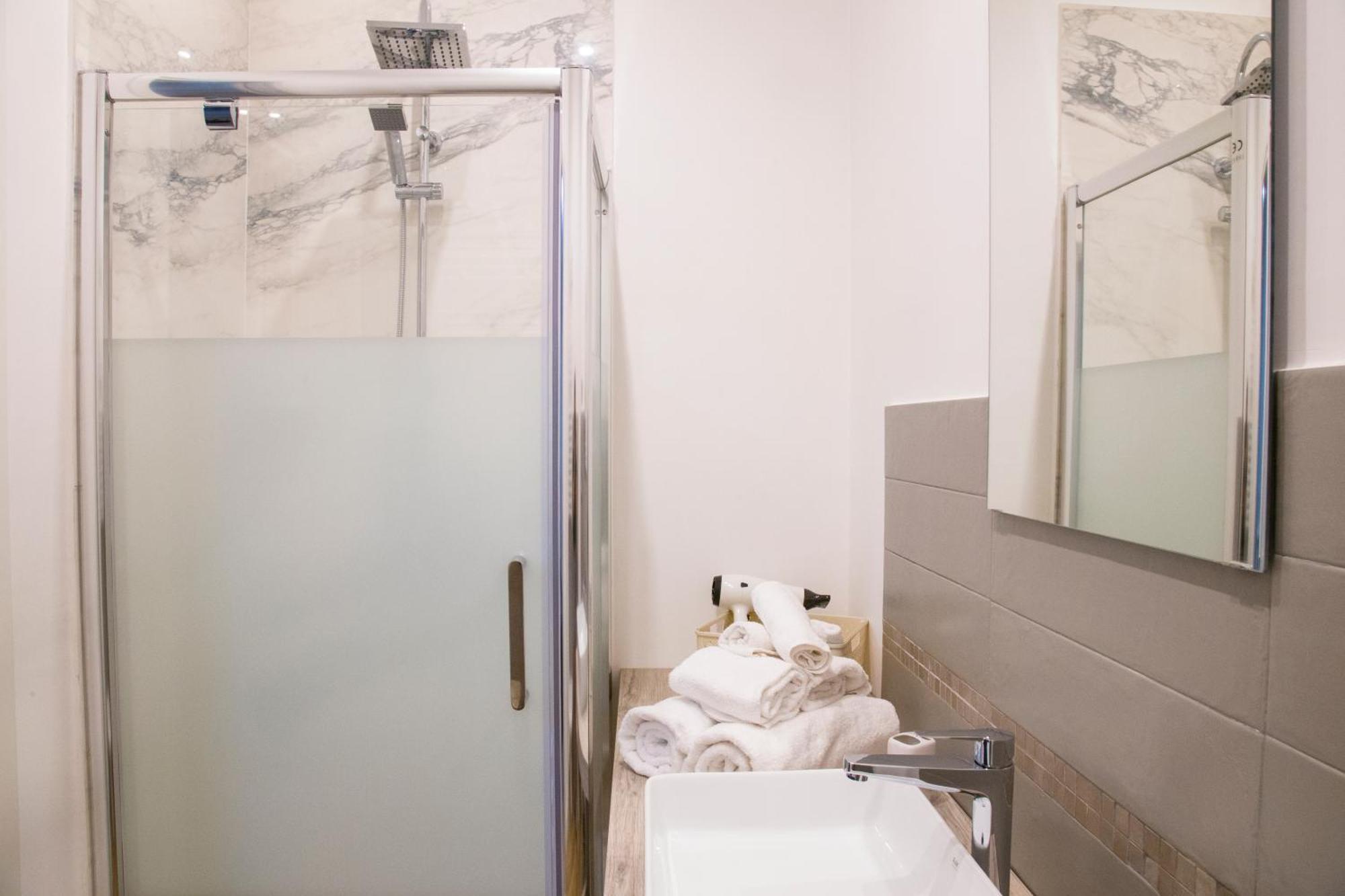 Rooms Garibaldi Naples Luaran gambar
