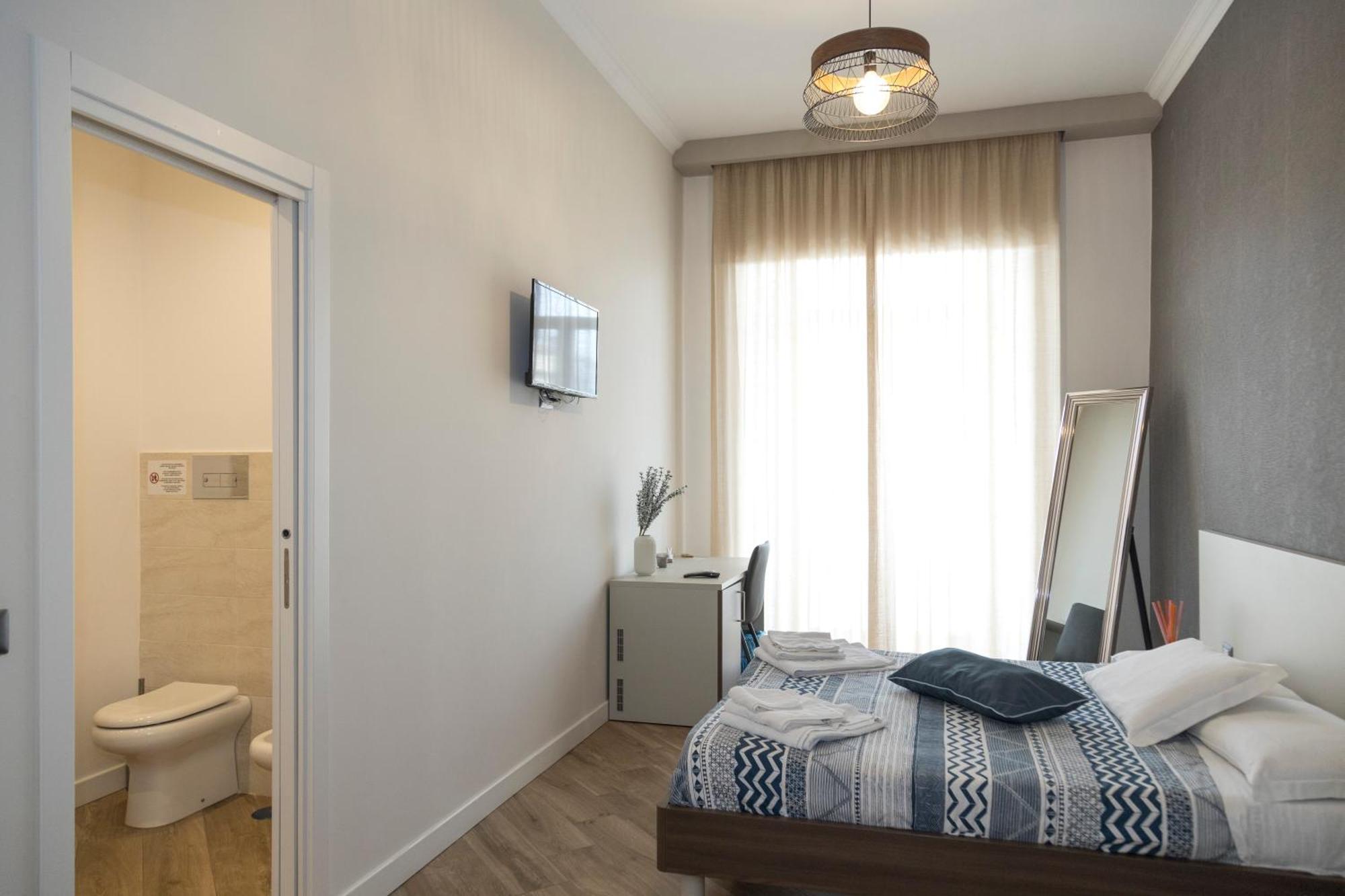 Rooms Garibaldi Naples Luaran gambar