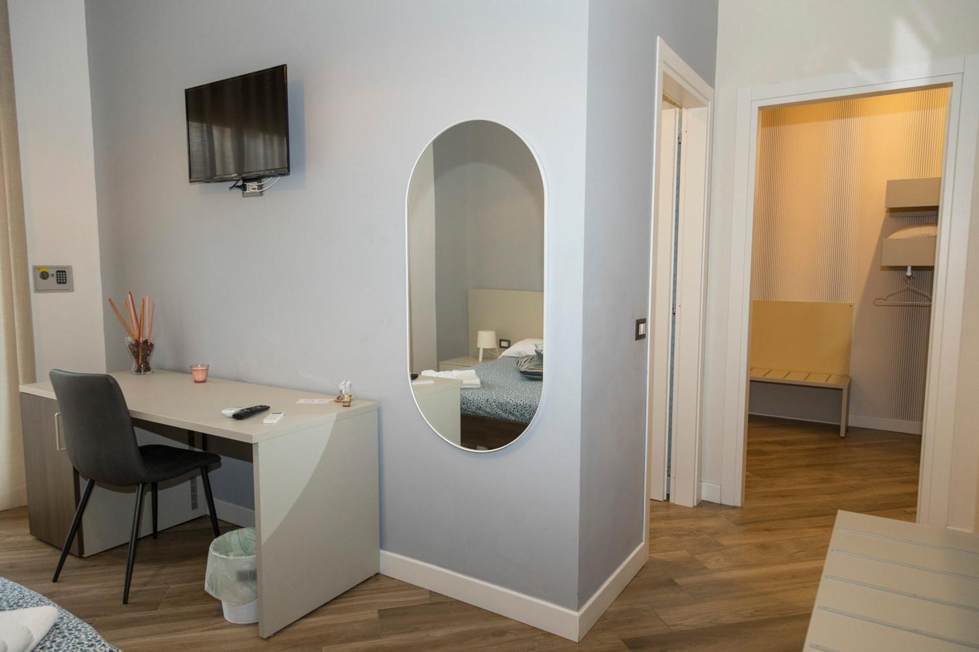 Rooms Garibaldi Naples Luaran gambar