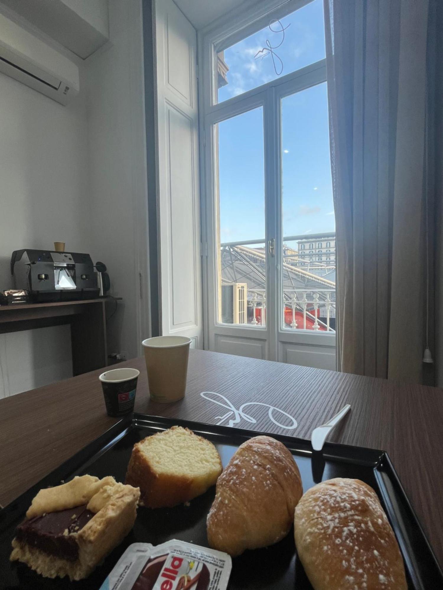 Rooms Garibaldi Naples Luaran gambar